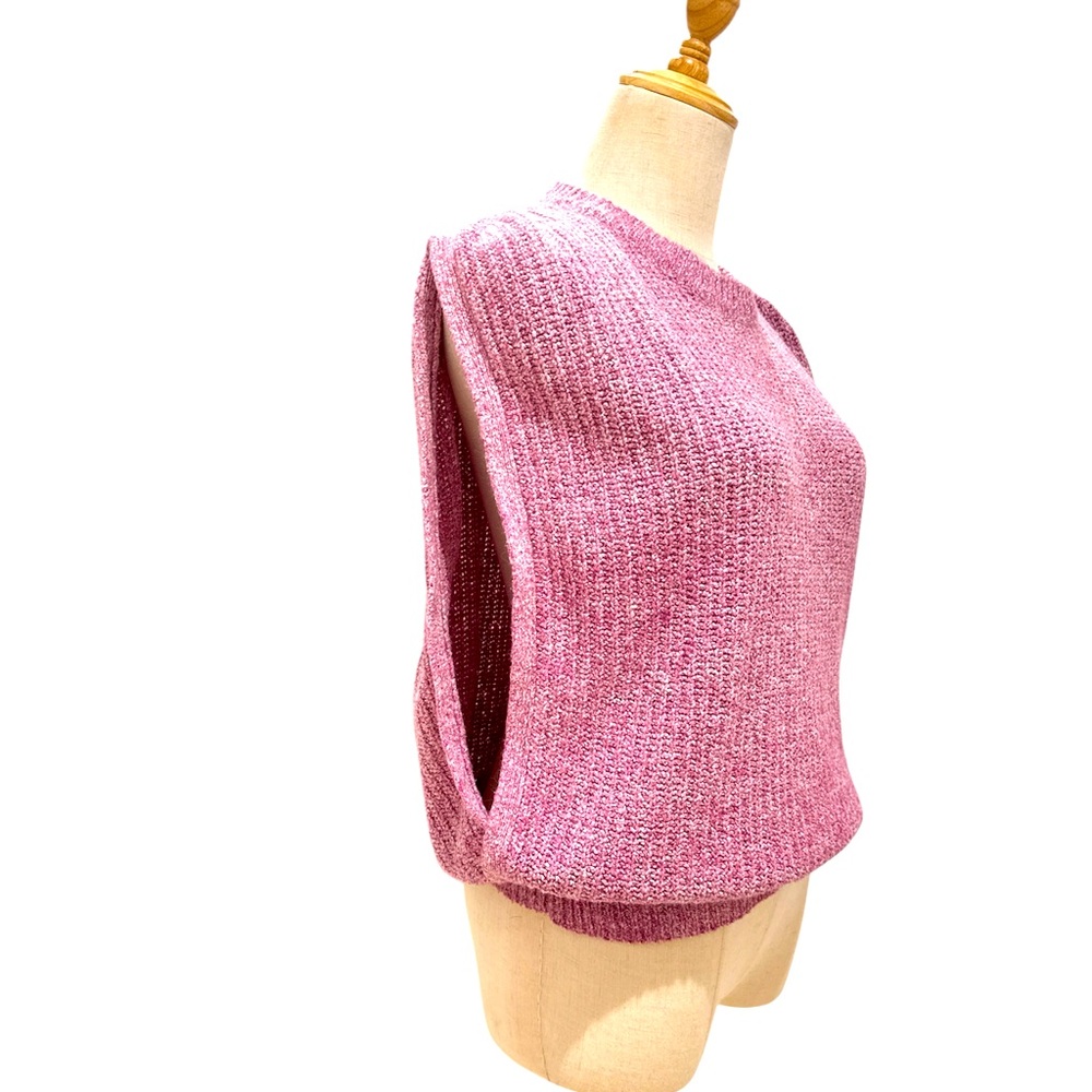 1980’s Pink Sleeveless Knit Sweater Vest
